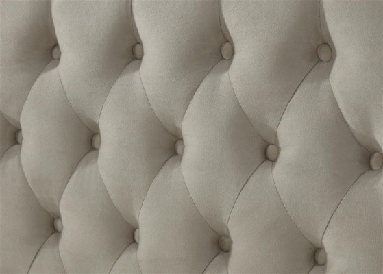 Chesterfield textiel gestoffeerd bed, designer bedden beige, hotel dubbele slaapkamer.   Chesterfield textiel gestoffeerd bed, designer bedden beige, hotel dubbele slaapkamer. 