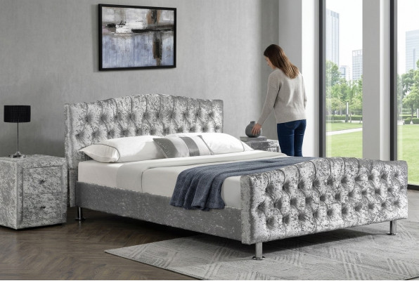 Beklede Chesterfield grijze luxe tweepersoonsbed slaapkamer ontwerper bedden