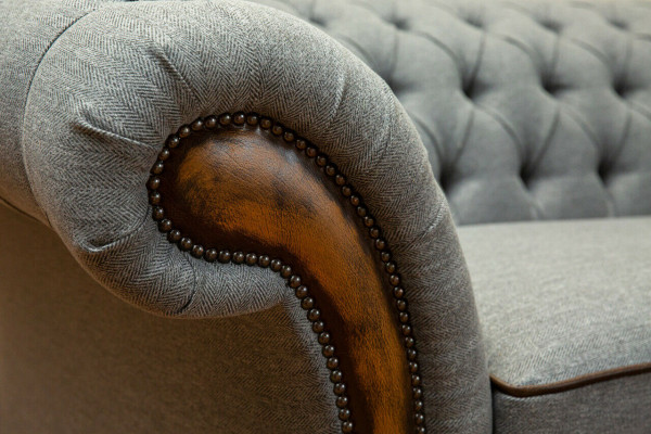 Grijze Chesterfield stoffen bank bank bank bank sofa zitten banken textiel nieuw bekleden