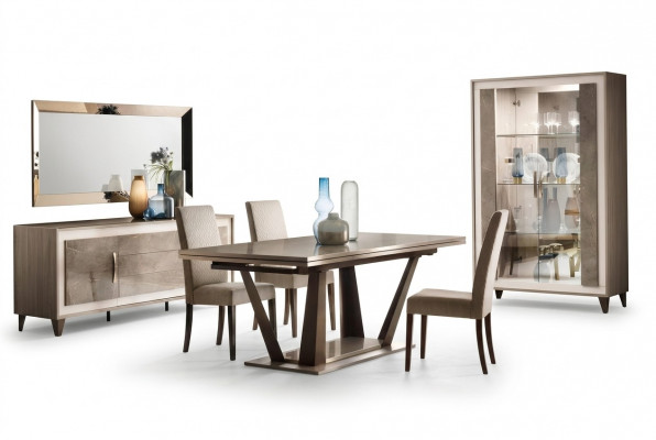 Italiaanse design eetkamerset met stoel tafel groep 5-delig Nieuw