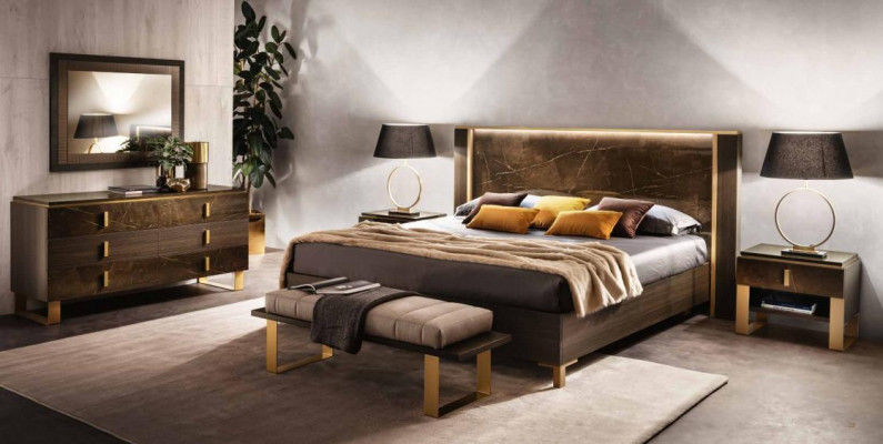 Bedroom bed set design modern luxury 2x bedside table Italian 3-piece