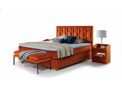 Ontwerp bed slaapkamerset 4-delige set. Nachtkastje 2x zitbank Bedden modern.
