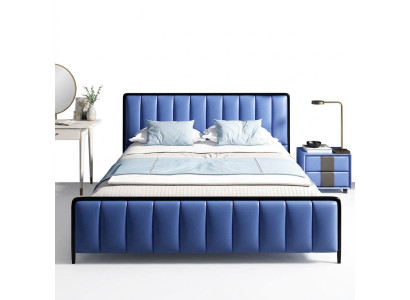 Klassiek bed Tweepersoonsbed Bed 2x Nachtkastjes Houten design Nieuw Bedden 3-delig set.