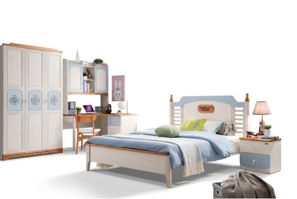 Slaapkamer set 5-delig. Bed 2x Nachtkastje Bureau Kinderbed Massief houten meubels