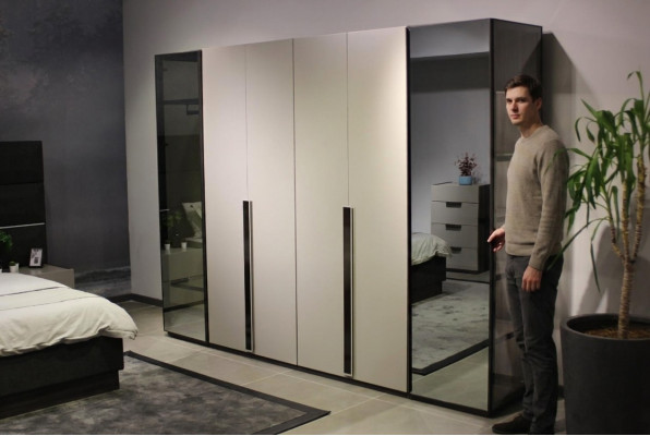Kast Ontwerper kledingkast met spiegel Slaapkamer luxe meubels Hout Nieuw