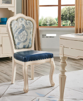 Klassieke eetkamerset tafel met 4 stoelen set stoelgroep tafels 5-delig