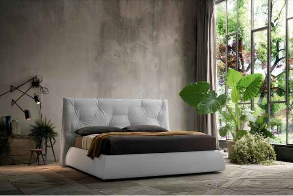 Ontwerp inrichting gestoffeerd bedframe luxe bed hotel royal meubels stoffen bedden