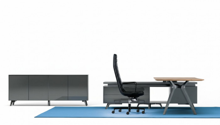 Ontwerp bureau Italiaanse meubels Inrichting computermeubels Tafel Frezza