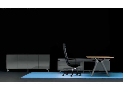 Ontwerp bureau Italiaanse meubels Inrichting computermeubels Tafel Frezza