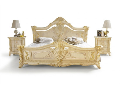 Klassieke slaapkamer hotelbed barok meubels houten bedden Italië luxe