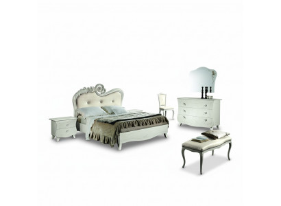 Klassiek bed Luxe bedden Chesterfield meubels Slaapkamer Barok Hotel Stof.