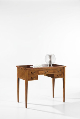 Kantoorschrijftafels Tafel Meubilair Italiaanse inrichting Kantoor Tafels Schrijftafels.