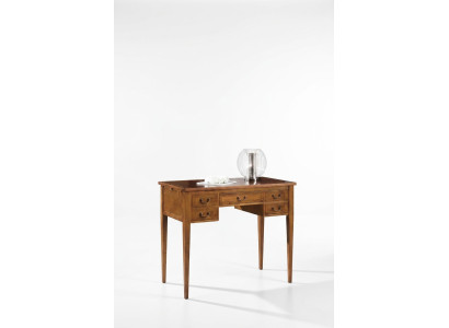 Kantoorschrijftafels Tafel Meubilair Italiaanse inrichting Kantoor Tafels Schrijftafels.