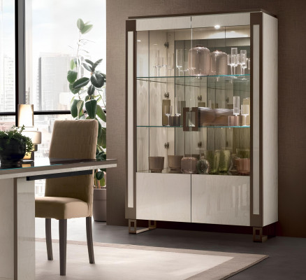 Vitrine 2 deurs kast Vitrines Woonkamer kasten Design kast Meubels Glas Nieuw