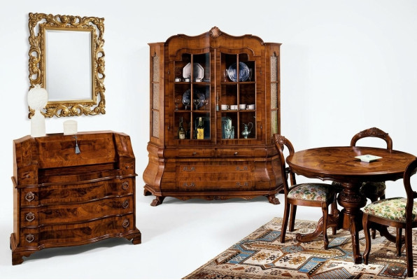 Compleet set eettafel 3 stoelen eetkamerset vitrine dressoir 6-delig set barok.