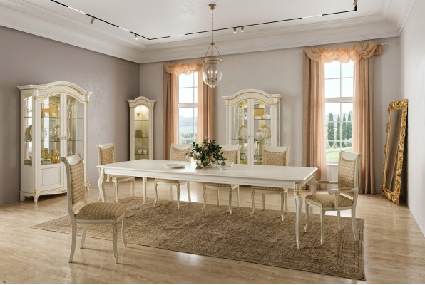 Eetkamer set 9-delig Eettafel 6x stoelen Vitrinekast Vitrines Massief hout