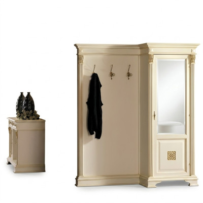 Garderobeset met spiegel, wandplank, haakjes, kast, kledingrek voor in de hal.