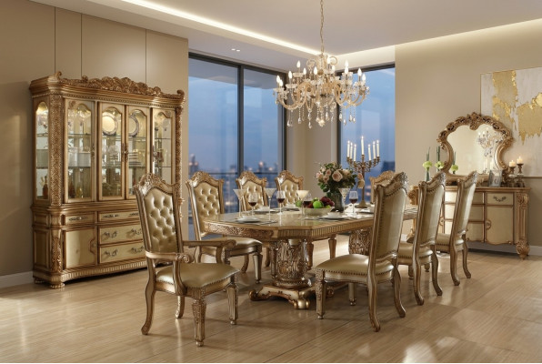 Royale Chesterfield eetkamerset, Verfijnde eettafel met Chesterfield x8 stoelen.
