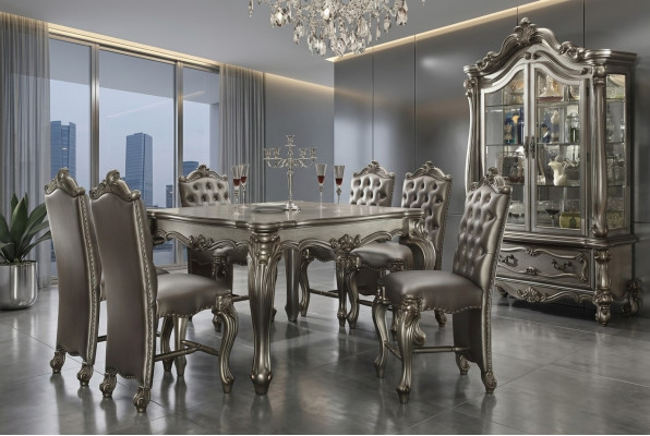 Klassieke grijze eetkamer sfeer Designer vierkante eettafel leren Chesterfield stoelen 7-delig.