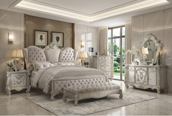 Koninklijk groot formaat bed Chesterfield luxe hotelbedden barok rococo