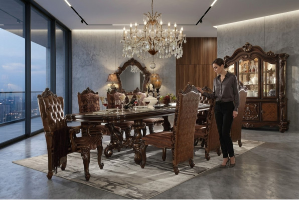 Eetkamerset garnituur vitrine tafel 8x stoelen dressoir decoratie spiegel barokstijl