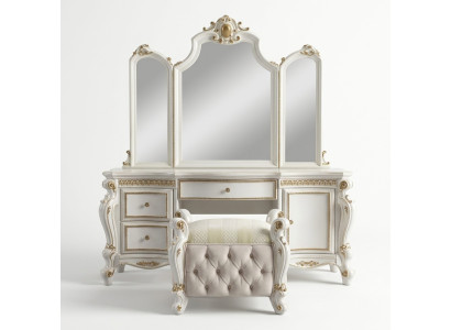Uitgesneden barok meubelen kaptafel kruk decoratieve spiegel slaapkamer.