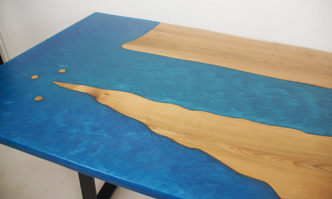 Eettafel River Table Echt hout Riviertafel Epoxyhars 260x100 Massief