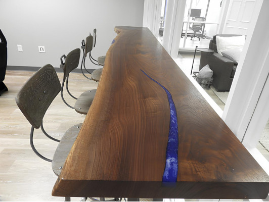 Epoxie bar counter table echt hout massief meubilair waterval epoxy tafel 240x70