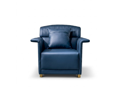 Klassiek ontworpen leren loungestoel clubfauteuil enkelzits bank ontspannen.