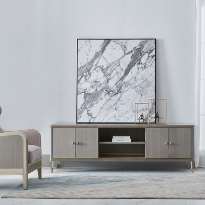 Italiaanse meubels voor de woonkamer: kast, commode en dressoirs.