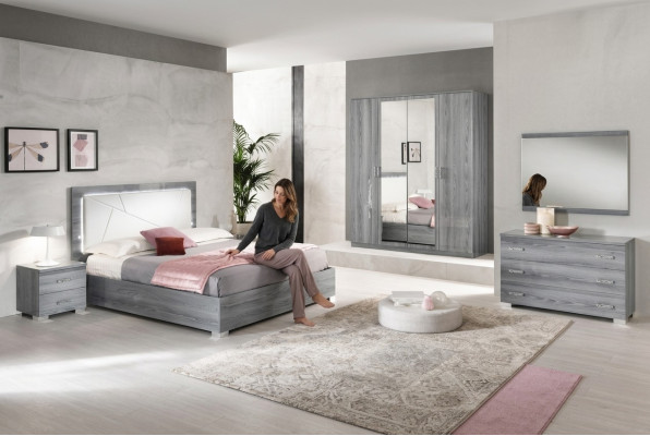Italiaanse meubels 4-delige slaapkamerset Bed 2x nachtkastje Kledingkast Nieuw