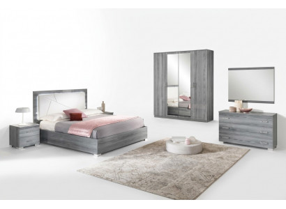 Italiaanse meubels 4-delige slaapkamerset Bed 2x nachtkastje Kledingkast Nieuw