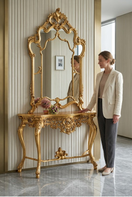 Spiegelconsole in landelijke stijl met spiegelkaptafel en spiegeltafel in goudkleur.
