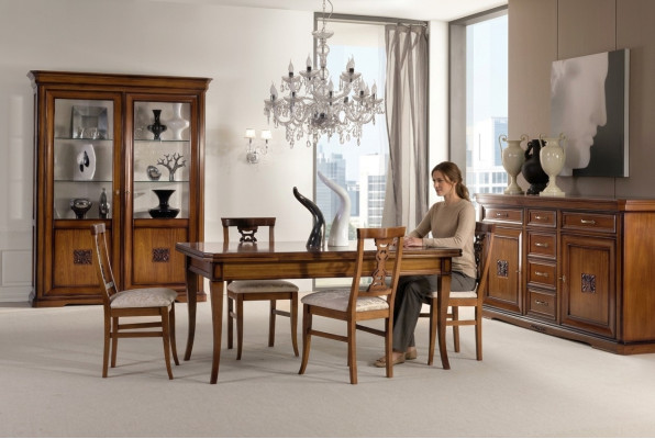 Eetkamerset 7-delig. Eettafel Stoelen Dressoir Vitrine Groep Garnituur Hout Bruin.