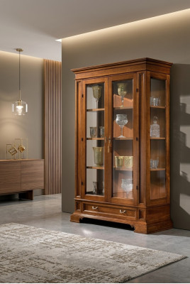 Woonkamer dressoir glazen kast vitrine eetkamer dressoir houten kasten meubels
