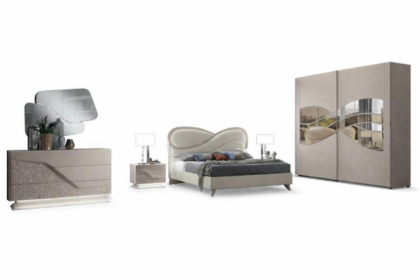 Slaapkamerset 5-delig Luxe Bed 2x Nachtkastje Ladekast Kledingkast Hout Nieuw