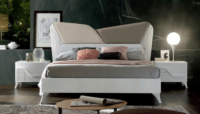 Bed bedlade tweepersoonsbed bedframe bed dubbel bedframe hout hotel nieuw