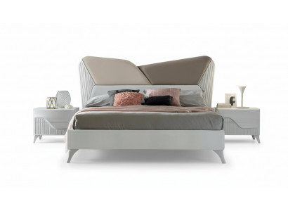 Bed bedlade tweepersoonsbed bedframe bed dubbel bedframe hout hotel nieuw
