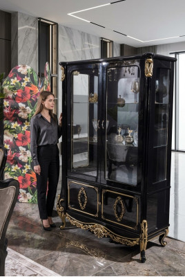Meubel glazen kast luxe vitrine houten vitrines kasten planken zwart