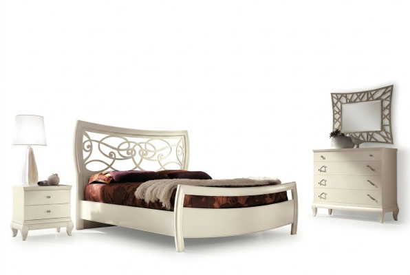 Slaapkamer Bed Nachtkastje Ladenkast Spiegel Set Groep Beddenset 5-delig.