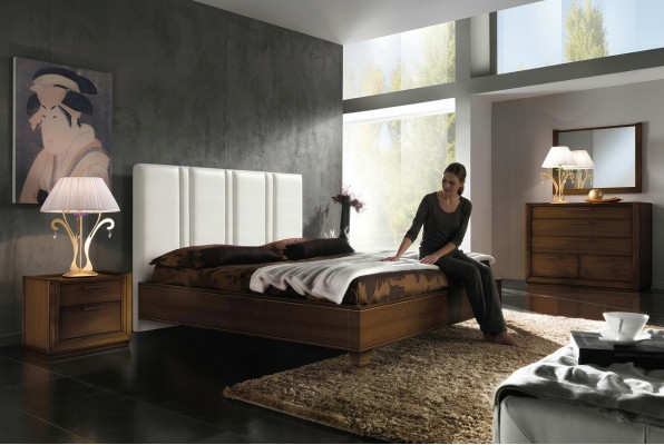 Slaapkamer Bed Nachtkastje Ladenkast Spiegel Dubbel Gestoffeerde Bedden Luxe 5-delig.