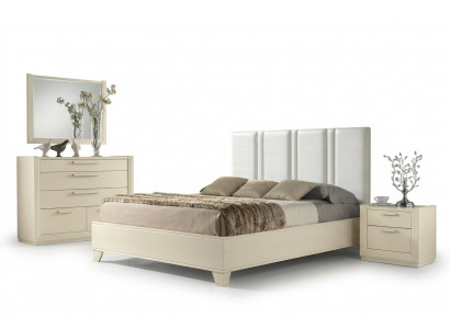 Set Slaapkamer Bed Nachtkastje Commode Spiegel Luxe Hout Ontwerp 5-delig