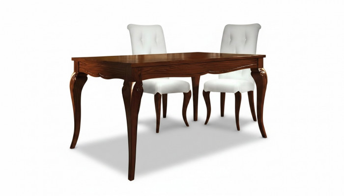 Uittrekbare eettafel van hout in modern design voor luxe meubels in de eetkamer.