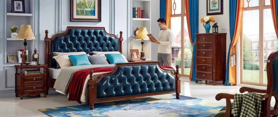Chesterfield tweepersoonsbed Luxe slaapkamer houten bed gestoffeerde meubels