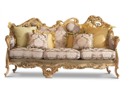Klassieke Chesterfield-bank met met de hand gesneden details.