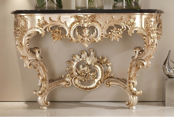 Rozet-console in klassieke stijl