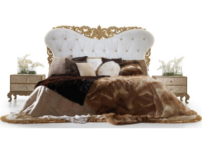 Chesterfield bed hoofdeinde bedden gestoffeerd hotel meubilair inrichting Italiaans.