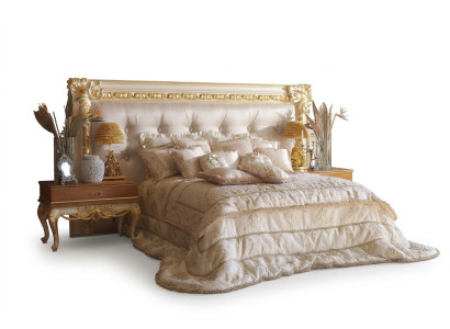 Chesterfield bed Luxe tweepersoonsbedden Italiaanse meubels Boiserie