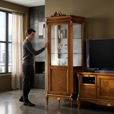 Woonkamer dressoir glazen kast vitrine eetkamer dressoir houten kasten meubels
