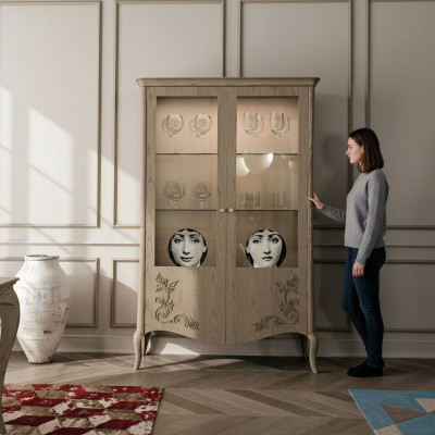 Woonkamer dressoir glazen kast vitrine eetkamer dressoir houten kasten meubels